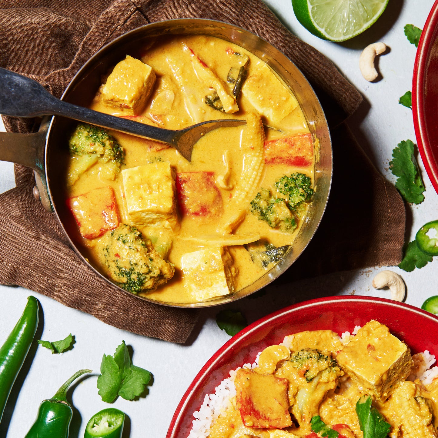 Thai vegetable and tofu curry with cashews